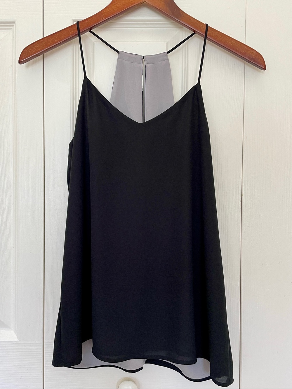 NWOT Express Reversible Flowy Black/Grey Cami XS